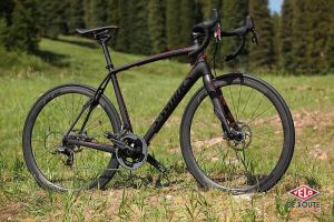 gallery Specialized 2014 : freins à disques, alu, &quot;tri&quot; et nouvelles roues