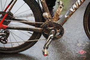 gallery Championnats du monde de cyclo-cross / De la boue, des crevaisons et Van Aert gagne à la fin