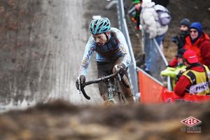 gallery Championnats du monde de cyclo-cross / De la boue, des crevaisons et Van Aert gagne à la fin