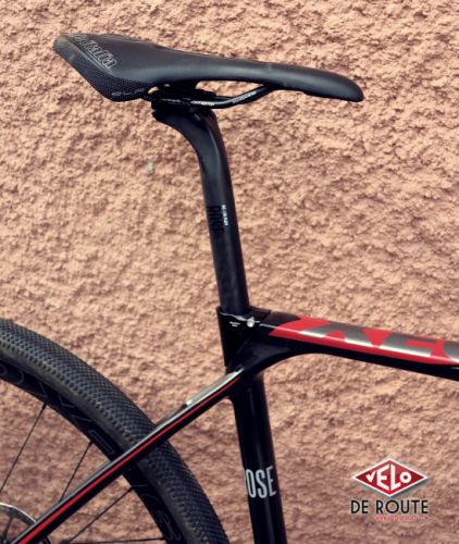 gallery Essai : Rose Xeon Cross Gravel Force