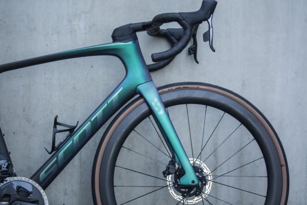 gallery Quelques retouches pour le Scott Foil