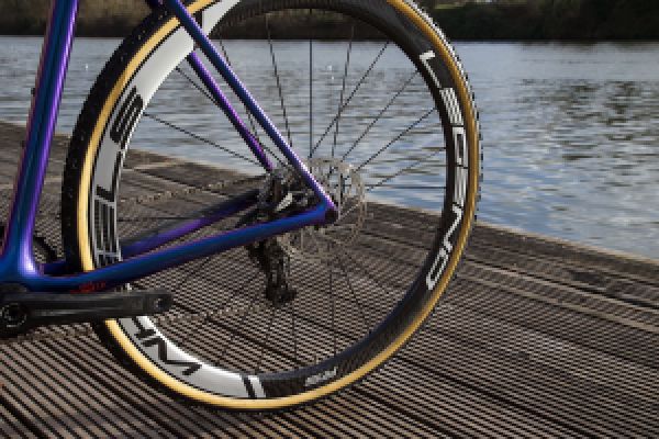 gallery Test : Legend Wheels RS III CX, la performance pour le cyclo-cross