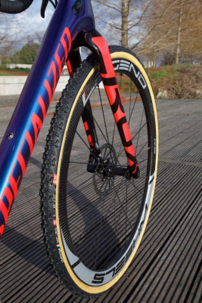 gallery Test : Legend Wheels RS III CX, la performance pour le cyclo-cross