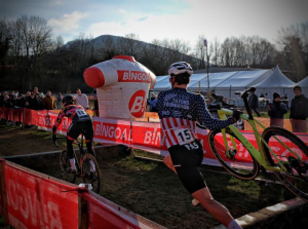 gallery CX : MVDP triomphe à Besançon